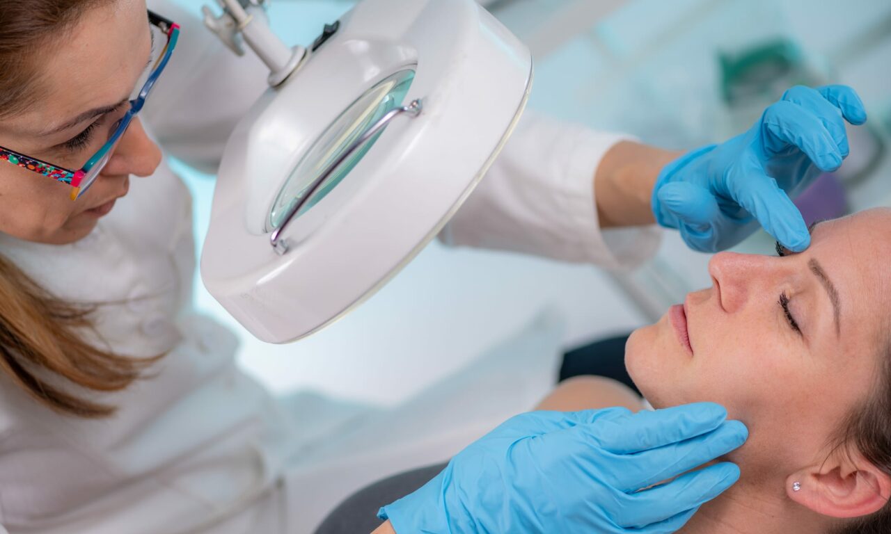 Integrating Lifestyle and Environmental Factors in Personalized Dermatology